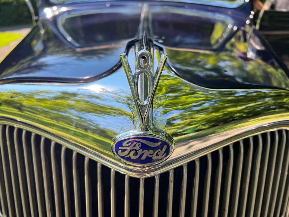 1935 Ford Model 48 & 68 - Image 26 of 31