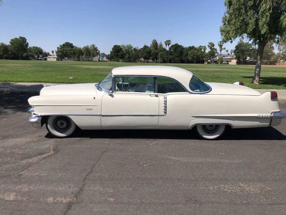 1956 Cadillac Series 62 3rd Gen - Image 9 of 31