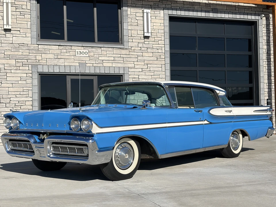 1958 Mercury Montclair - Image 2 of 31