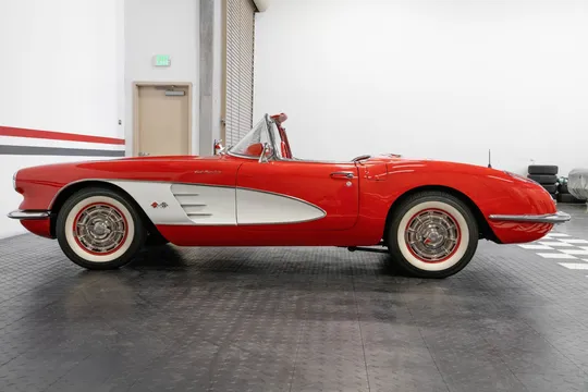 1960 Chevrolet Corvette C1 - Image 3 of 31