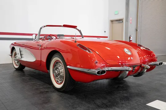 1960 Chevrolet Corvette C1 - Image 4 of 31
