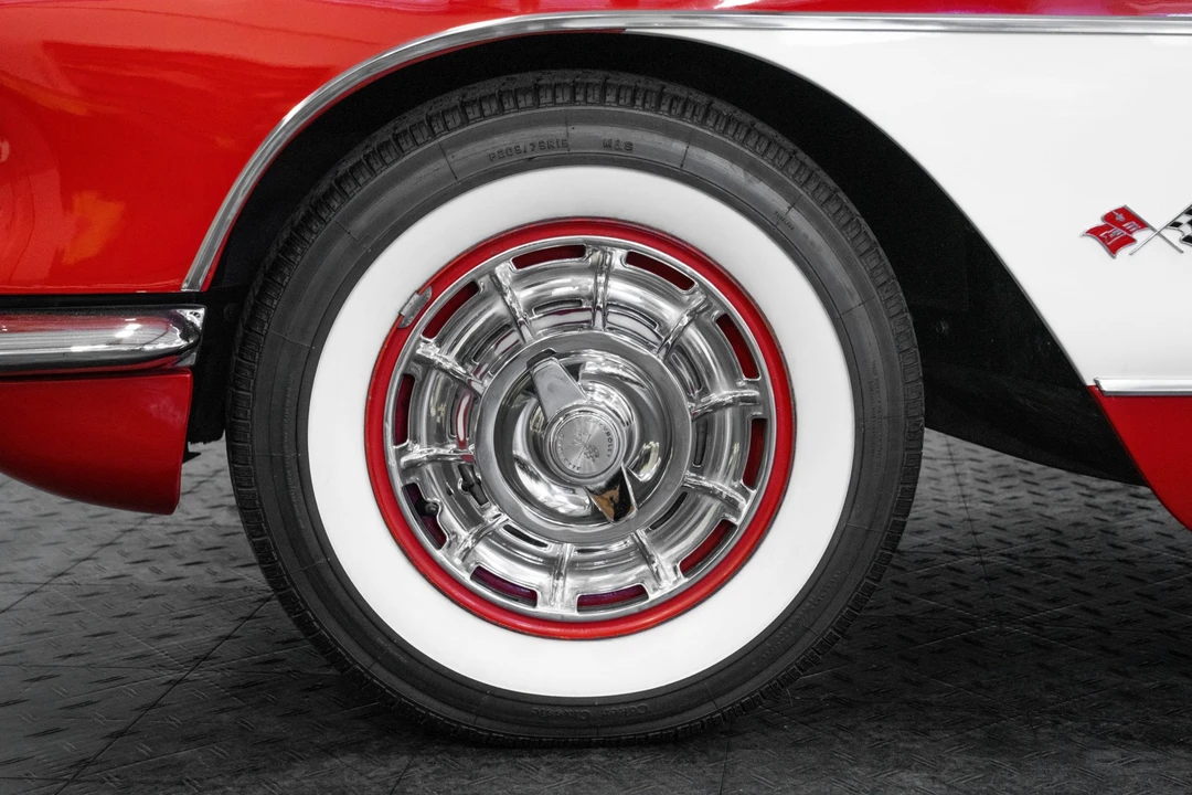 1960 Chevrolet Corvette C1 - Image 20 of 31