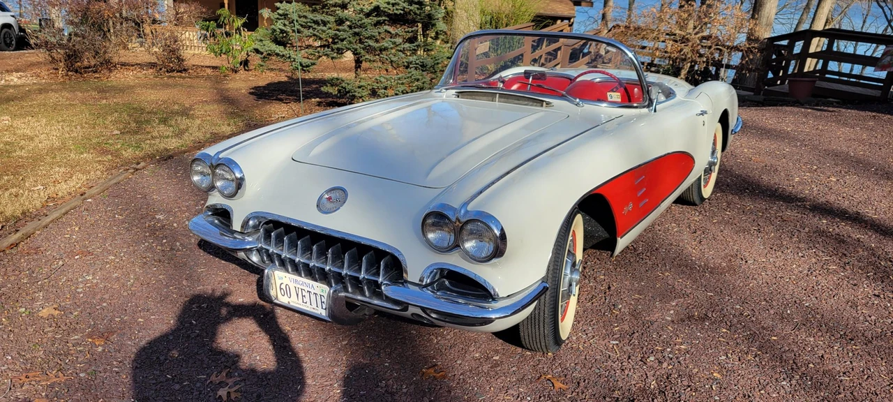 1960 Chevrolet Corvette C1 - Image 2 of 31