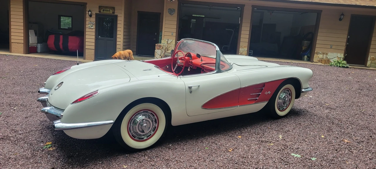 1960 Chevrolet Corvette C1 - Image 5 of 31