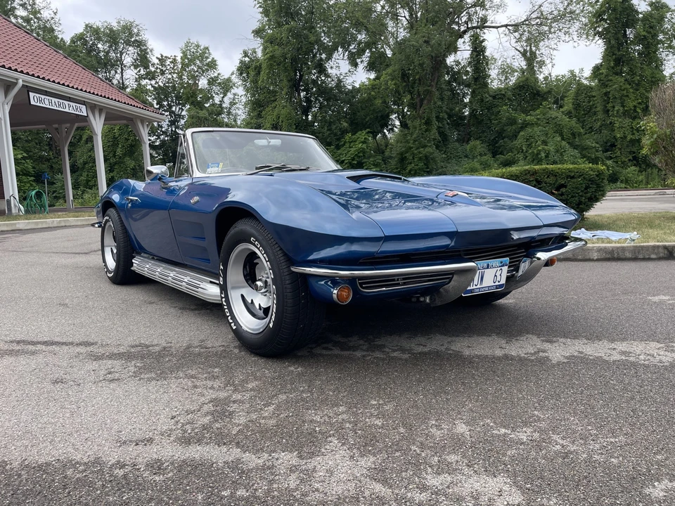 1963 Chevrolet Corvette C2 - Image 13 of 31