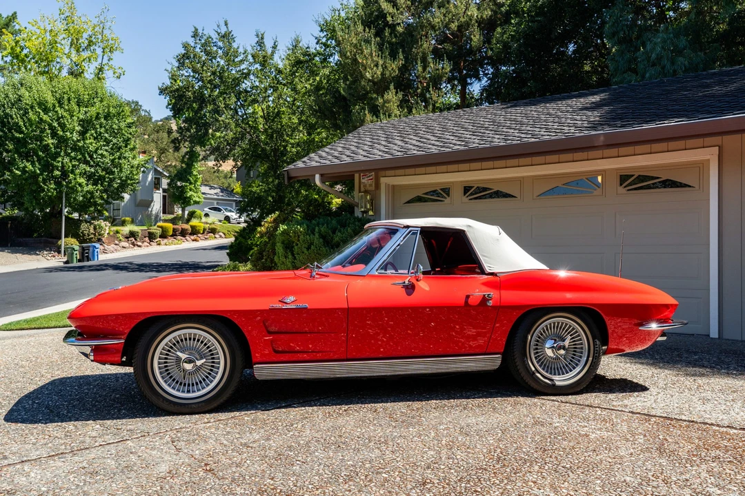 1963 Chevrolet Corvette C2 - Image 19 of 31