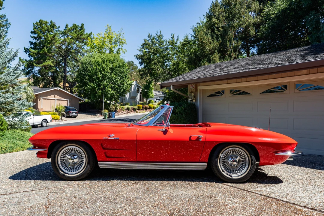 1963 Chevrolet Corvette C2 - Image 9 of 31