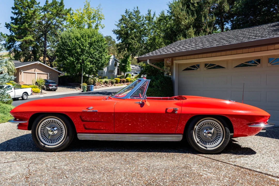 1963 Chevrolet Corvette C2 - Image 10 of 31