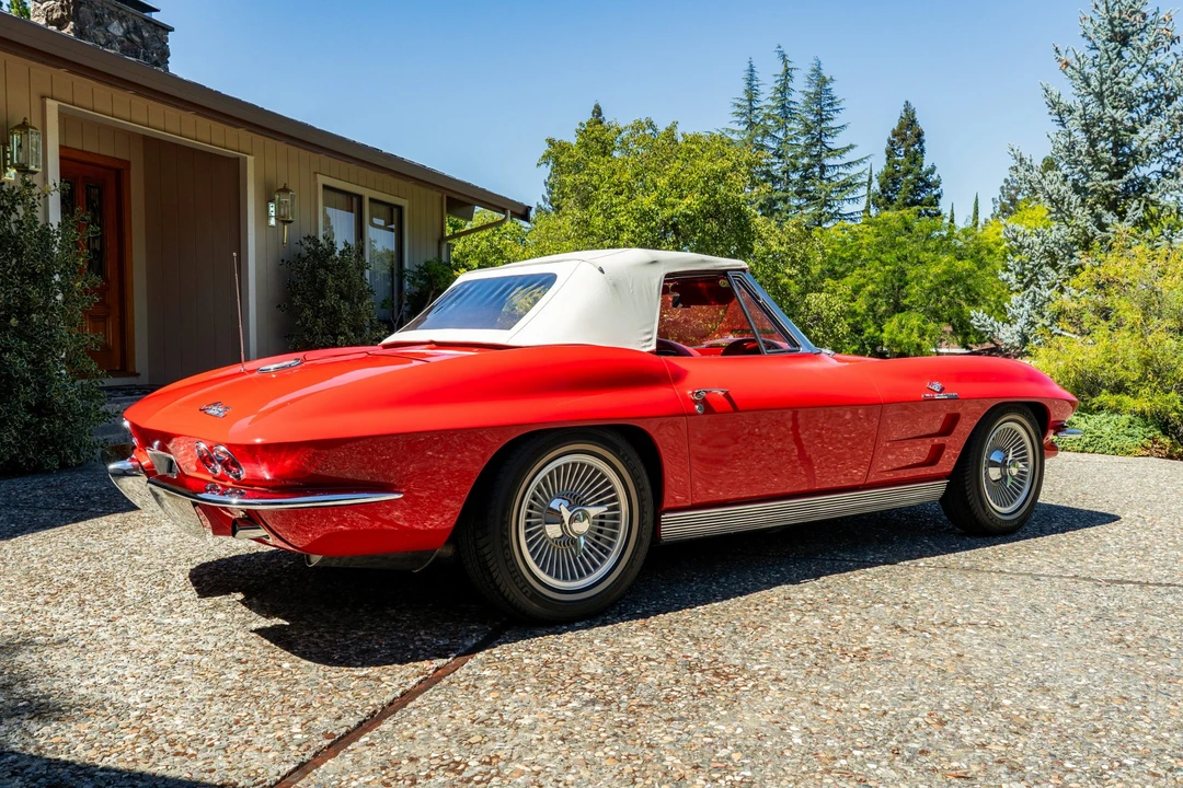 1963 Chevrolet Corvette C2 - Image 16 of 31