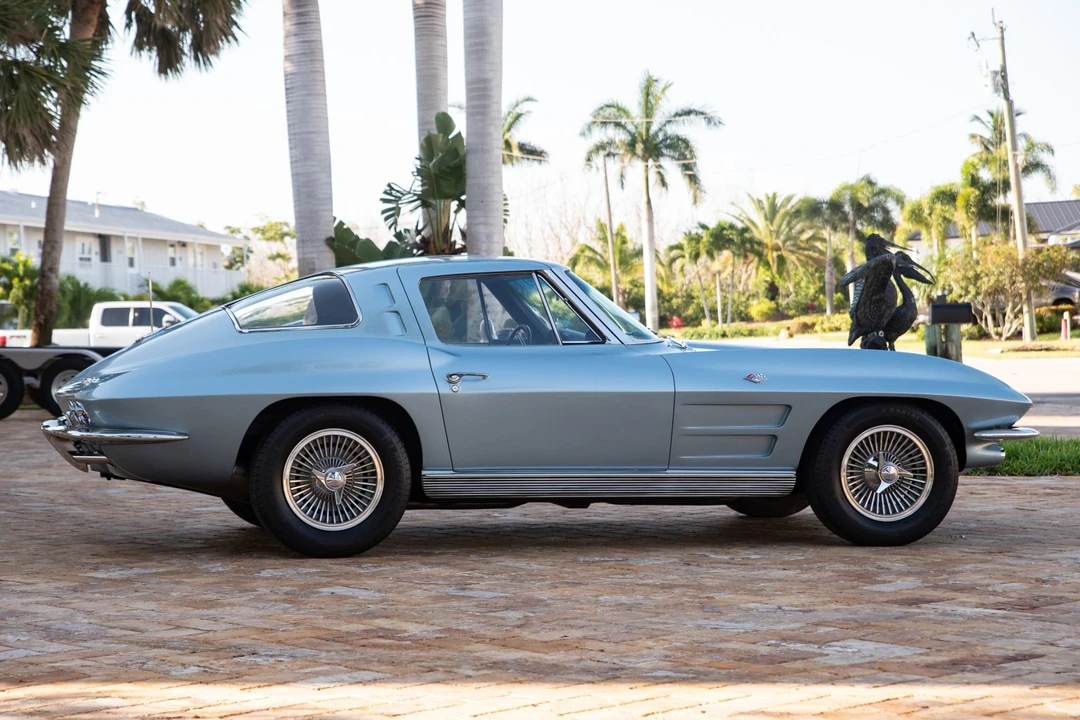1963 Chevrolet Corvette C2 - Image 19 of 31