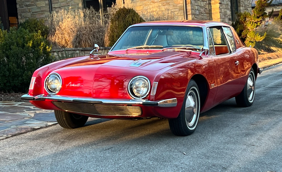 1963 Studebaker Avanti - Image 4 of 31