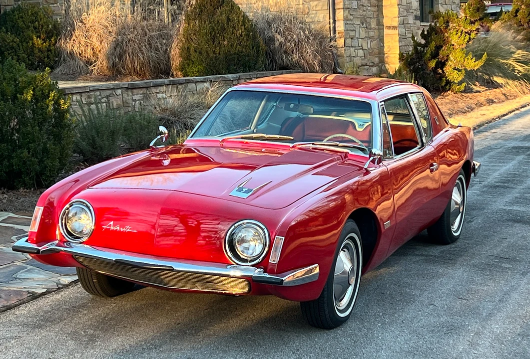 1963 Studebaker Avanti - Image 3 of 31