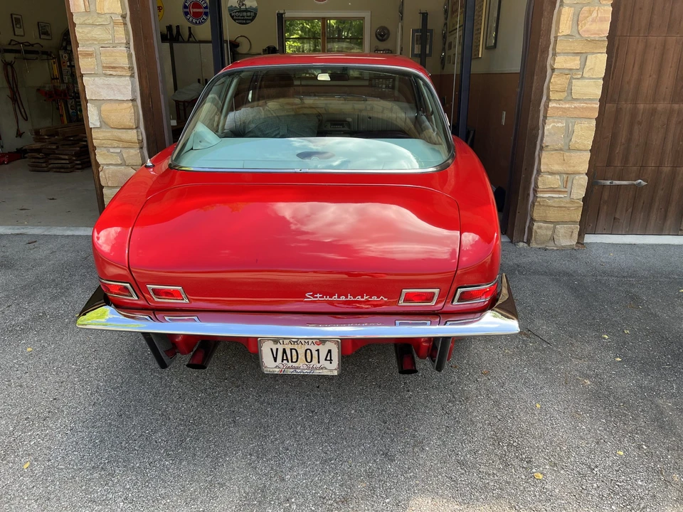 1963 Studebaker Avanti - Image 11 of 31