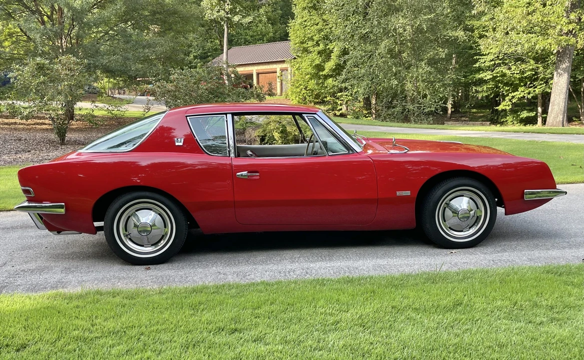 1963 Studebaker Avanti - Image 16 of 31