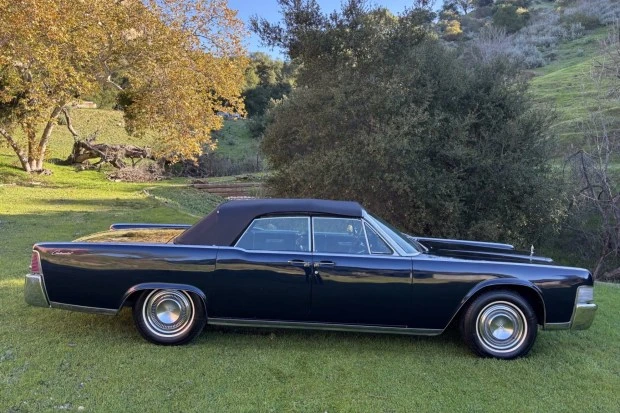 1965 Lincoln Continental 4th Gen - Image 3 of 8
