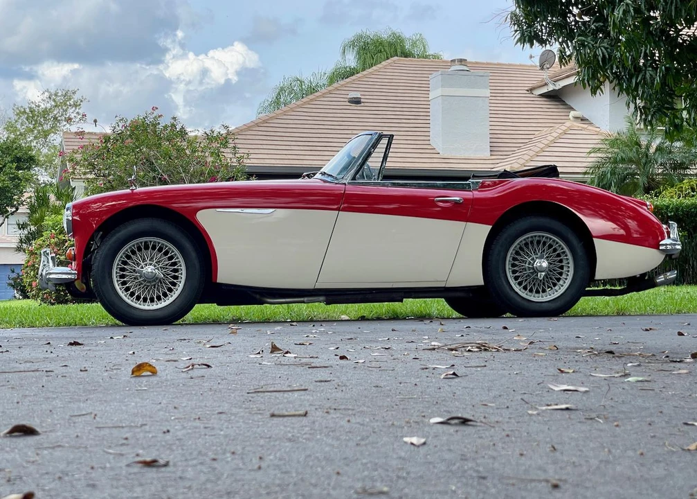 1966 Austin-Healey 3000 Mark III - Image 16 of 31