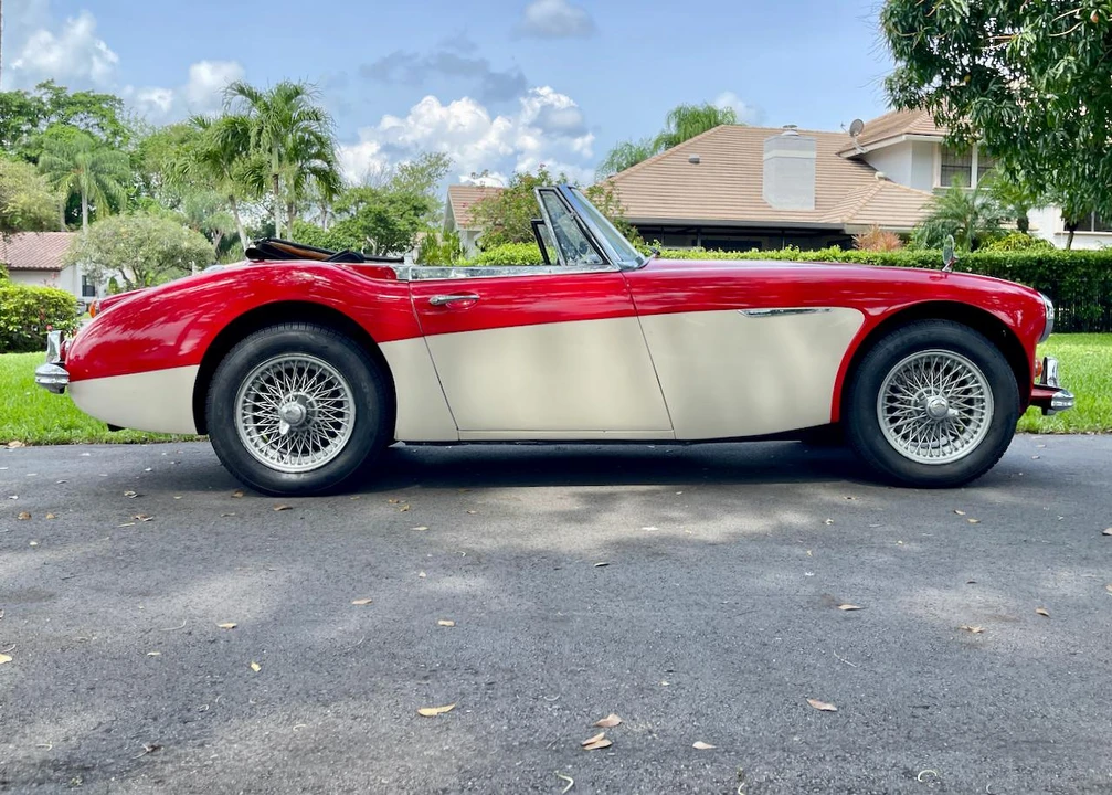 1966 Austin-Healey 3000 Mark III - Image 9 of 31