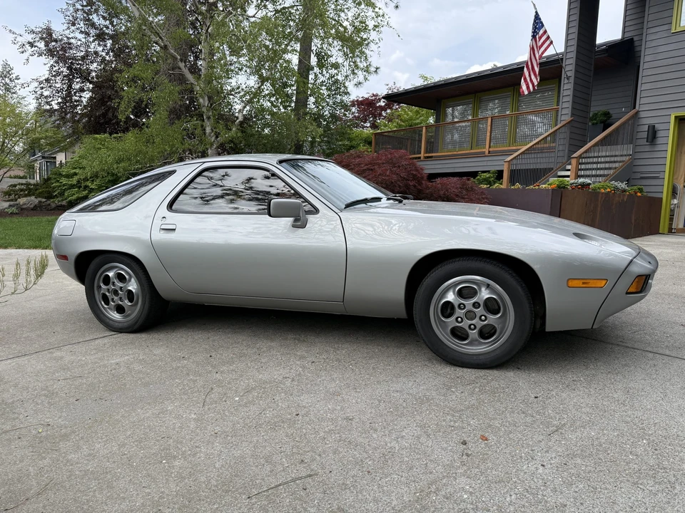1978 Porsche 928 - Image 2 of 31