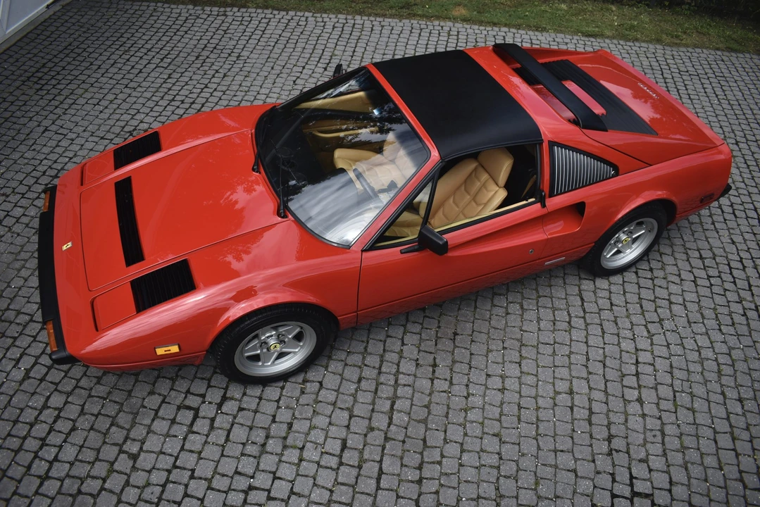 1985 Ferrari 308 GTS QV - Image 10 of 31