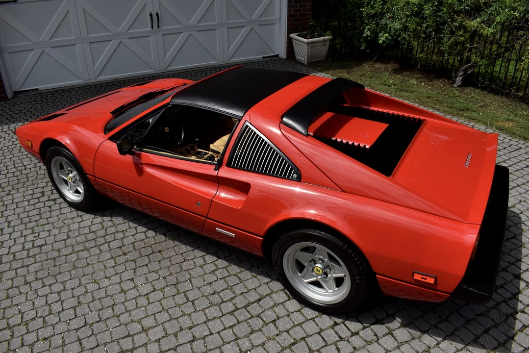 1985 Ferrari 308 GTS QV - Image 13 of 31