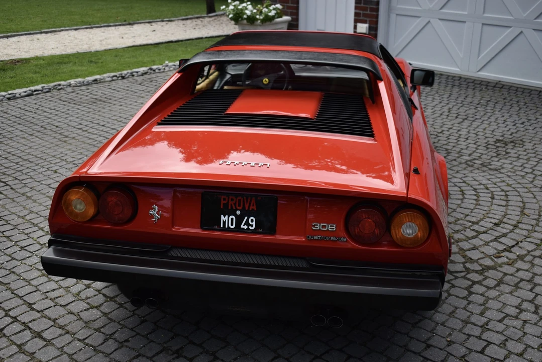 1985 Ferrari 308 GTS QV - Image 16 of 31