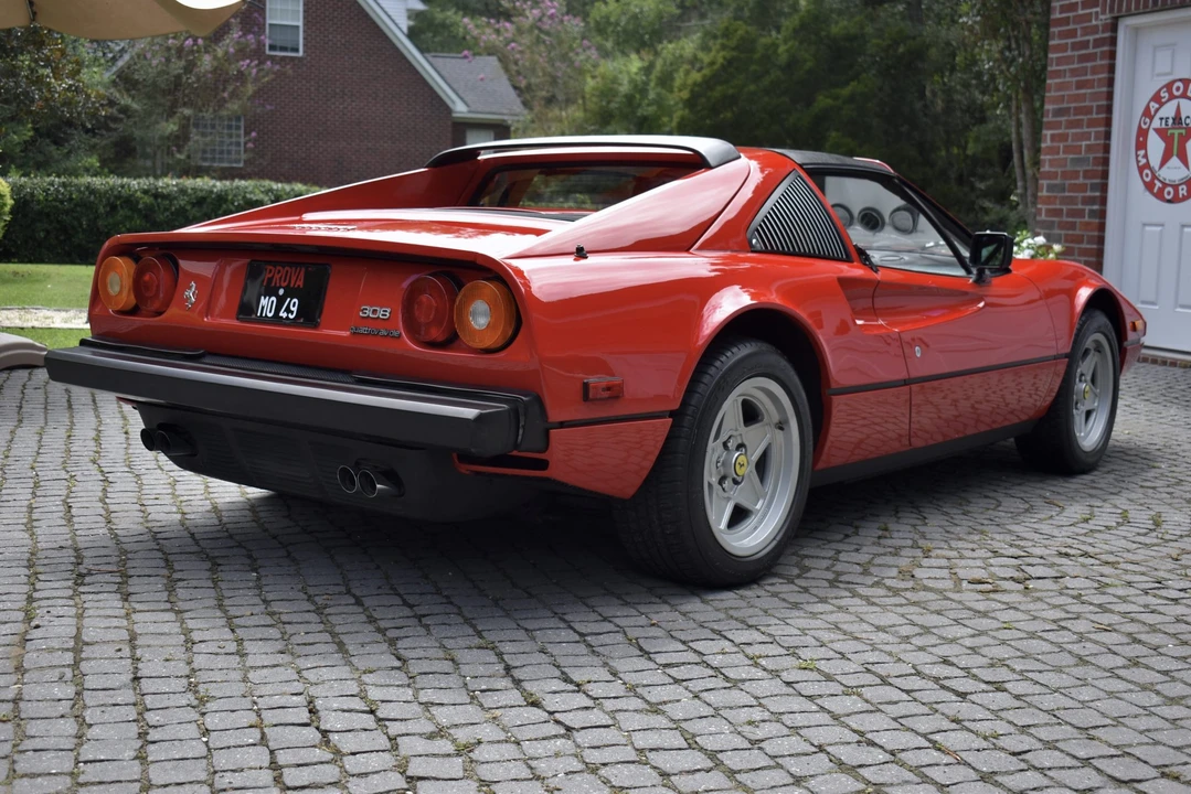 1985 Ferrari 308 GTS QV - Image 18 of 31