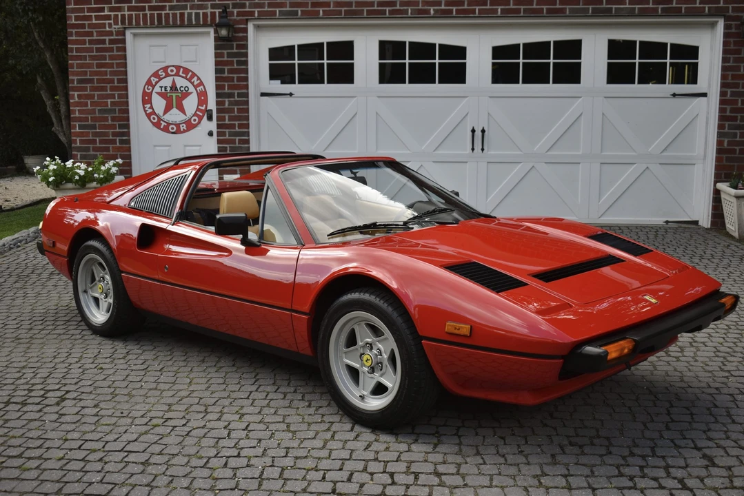 1985 Ferrari 308 GTS QV - Image 22 of 31