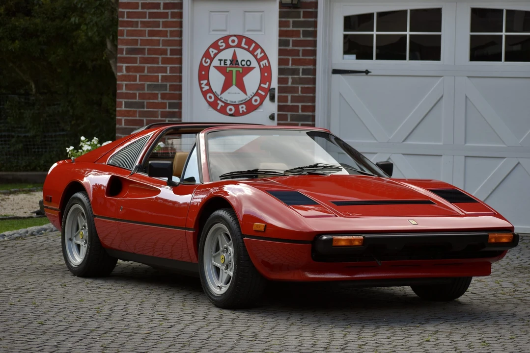 1985 Ferrari 308 GTS QV - Image 24 of 31