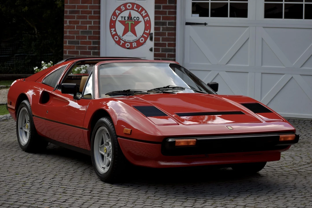 1985 Ferrari 308 GTS QV - Image 26 of 31