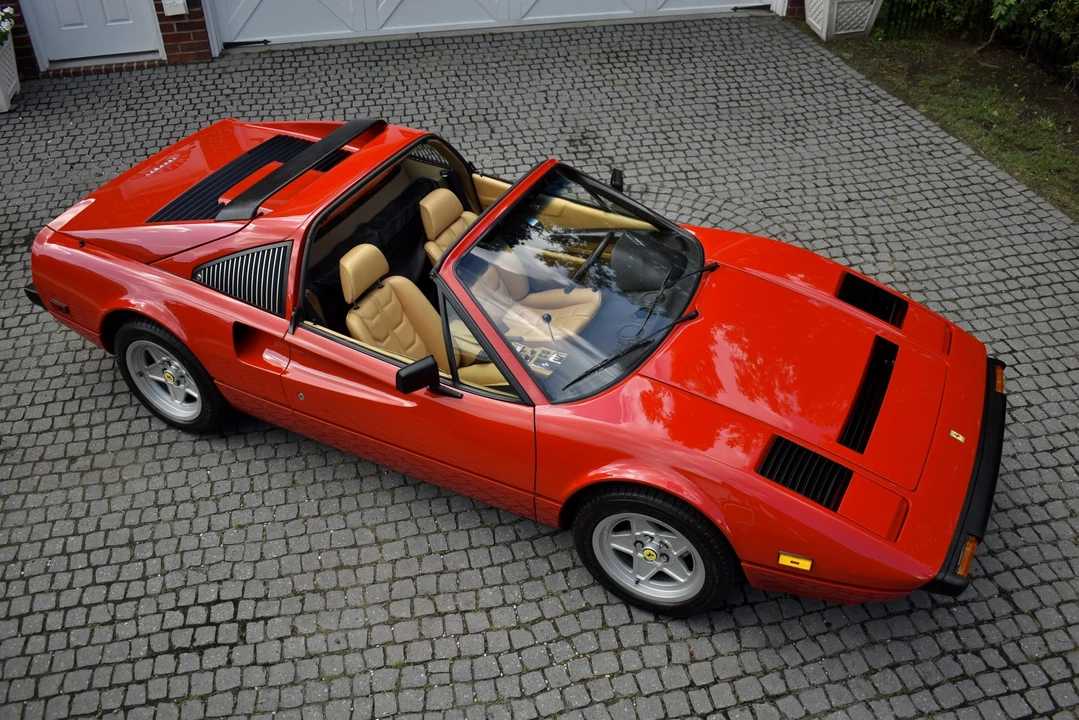 1985 Ferrari 308 GTS QV - Image 7 of 31