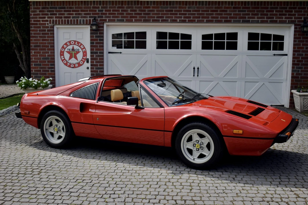 1985 Ferrari 308 GTS QV - Image 19 of 31