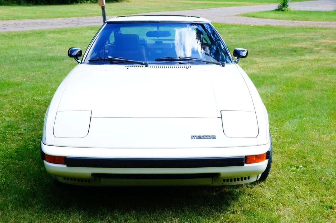 1985 Mazda RX-7 SA & FB - Image 3 of 31