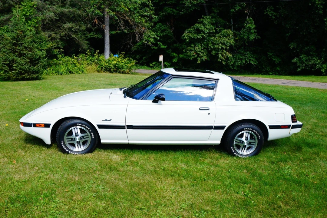 1985 Mazda RX-7 SA & FB - Image 12 of 31