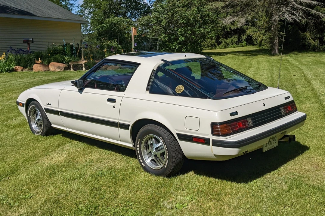 1985 Mazda RX-7 SA & FB - Image 10 of 31