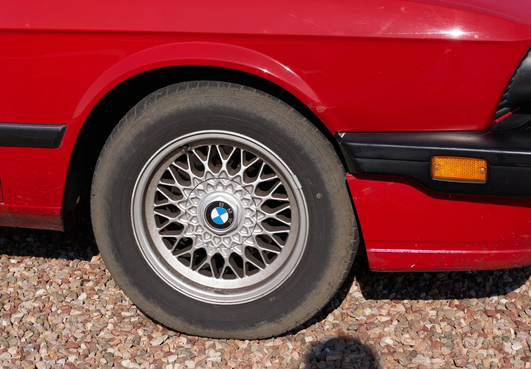 1987 BMW E28 5 Series - Image 29 of 31