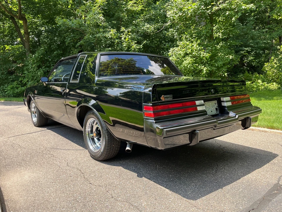 1987 Buick Grand National - Image 24 of 31