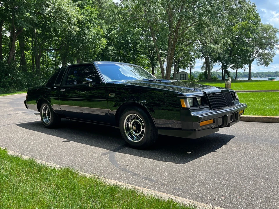 1987 Buick Grand National - Image 18 of 31