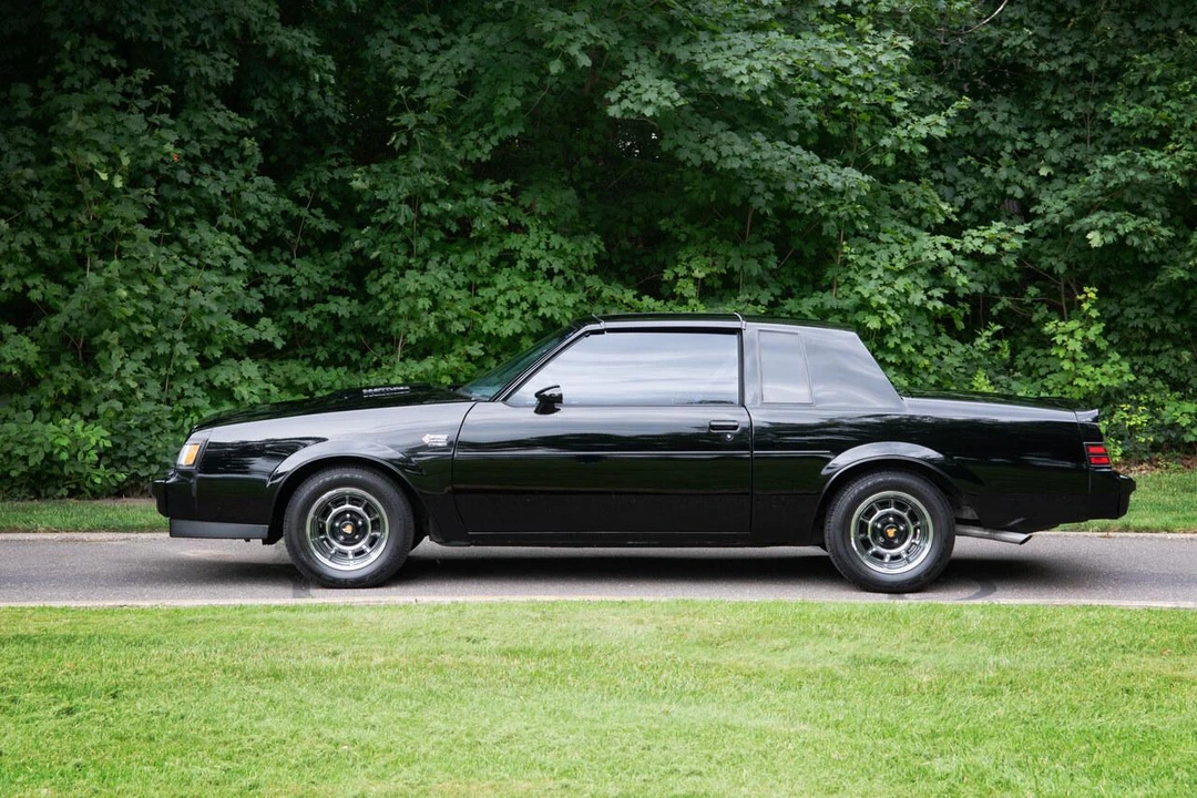 1987 Buick Grand National - Image 10 of 31
