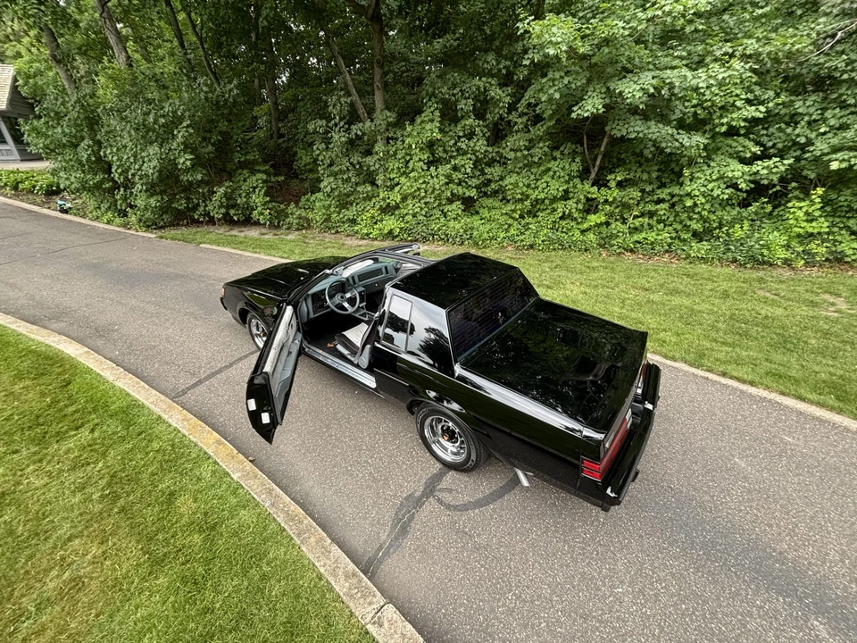 1987 Buick Grand National - Image 29 of 31