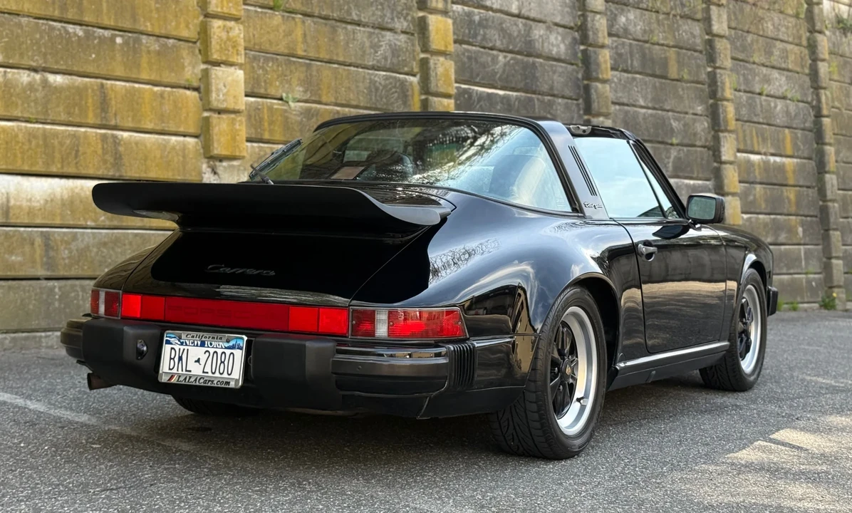 1987 Porsche 911 Carrera 3.2 - Image 6 of 31