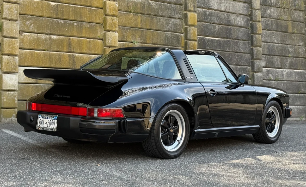 1987 Porsche 911 Carrera 3.2 - Image 5 of 31