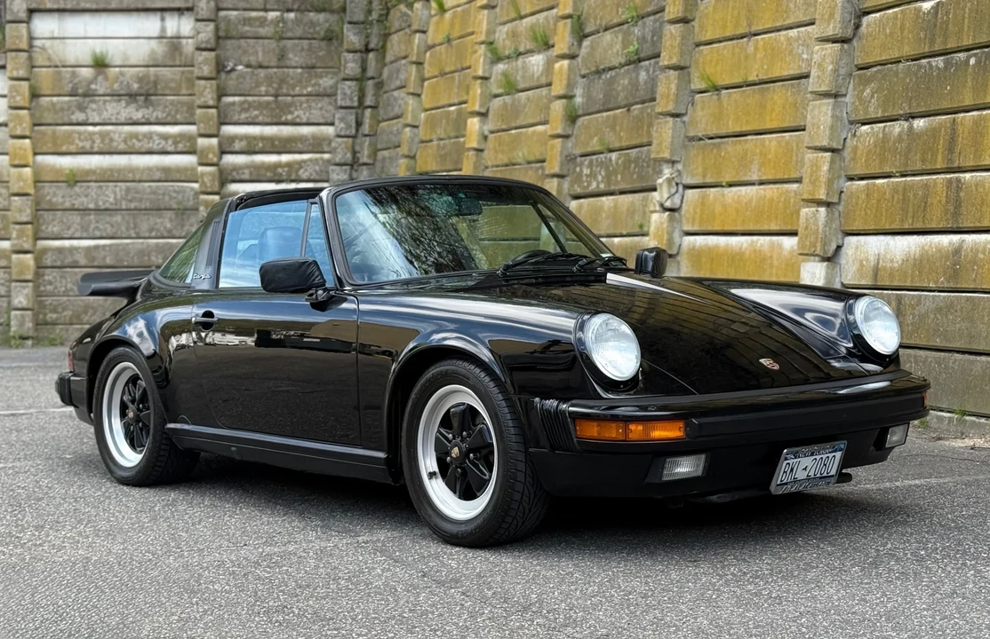 1987 Porsche 911 Carrera 3.2 - Image 2 of 31