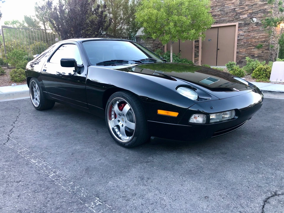 1987 Porsche 928 S4 - Image 9 of 31