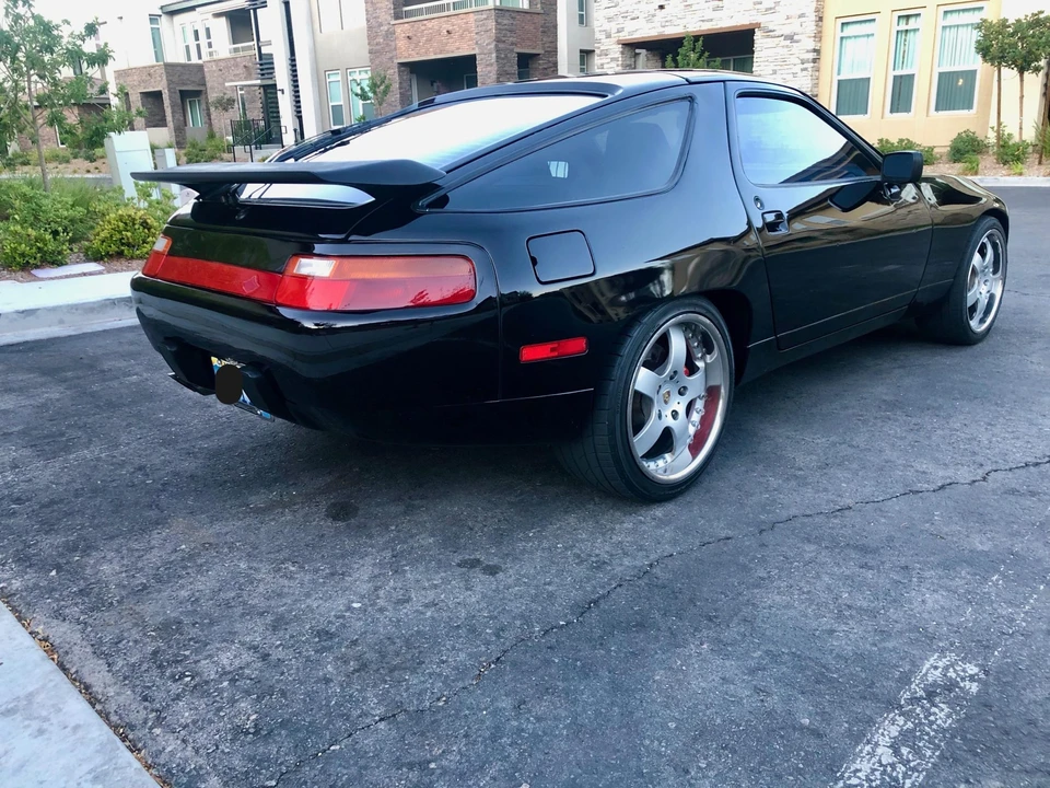 1987 Porsche 928 S4 - Image 7 of 31