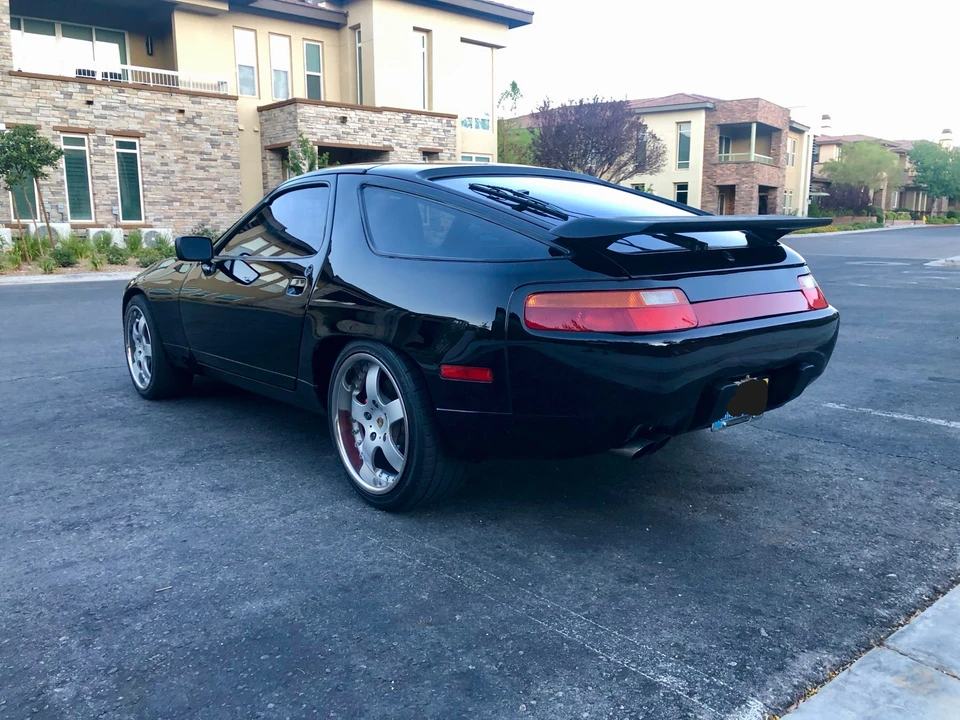 1987 Porsche 928 S4 - Image 5 of 31