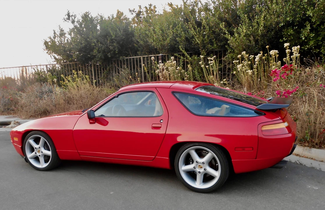 1987 Porsche 928 S4 - Image 3 of 31