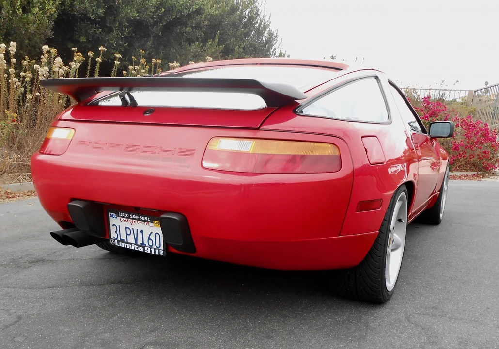 1987 Porsche 928 S4 - Image 15 of 31