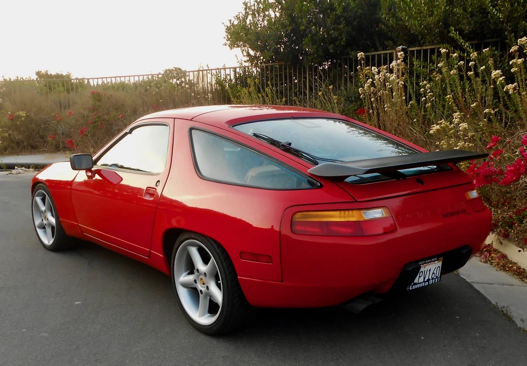1987 Porsche 928 S4 - Image 18 of 31