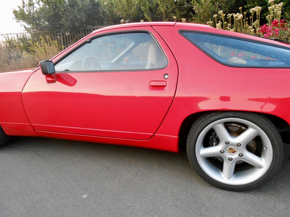 1987 Porsche 928 S4 - Image 21 of 31