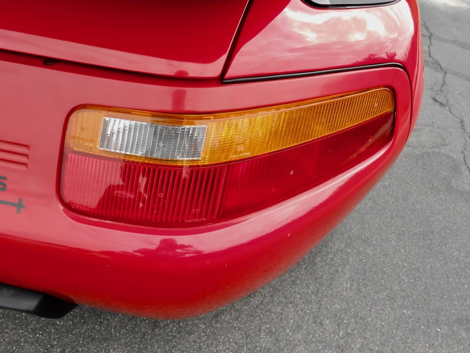 1987 Porsche 928 S4 - Image 26 of 31